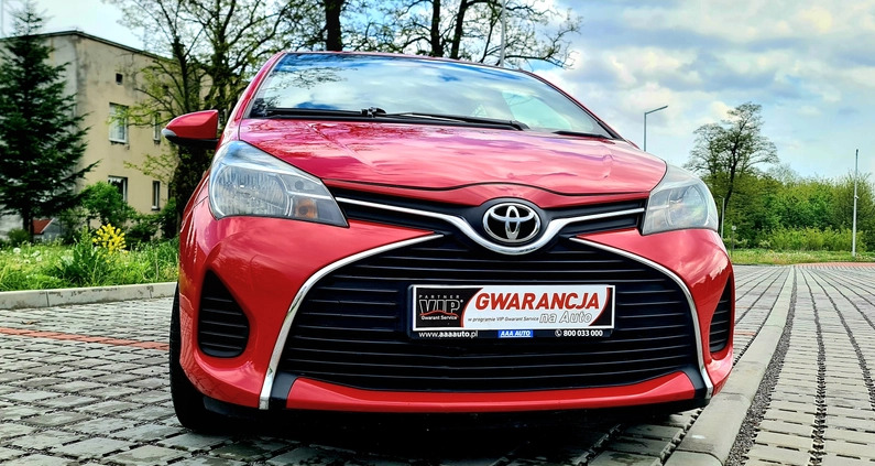 Toyota Yaris cena 27900 przebieg: 212000, rok produkcji 2015 z Torzym małe 596